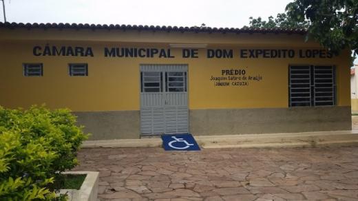 Gestão da Câmara não cumpre obrigação e prejudica Prefeitura.