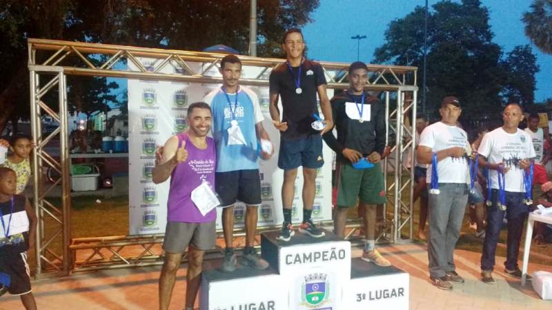 Corredor de Rua de Redenção se destaca em Corrente PI 