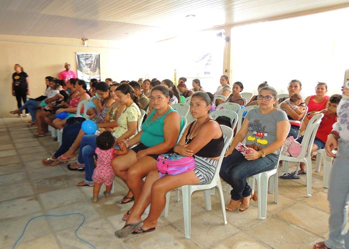 Assistência Social de Pedro II apresenta Programa Criança Feliz para novos beneficiários