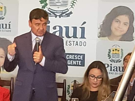 Prefeito João Luiz prestigia posse de novos secretários em Kanark - Imagem 5