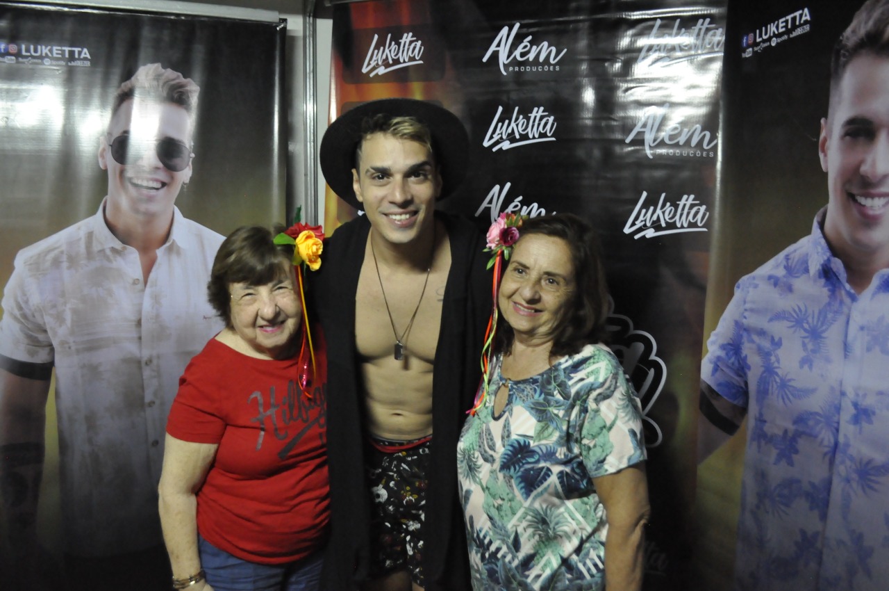 Segunda noite de um sucesso Carnaval em Monsenhor Gil  - Imagem 3