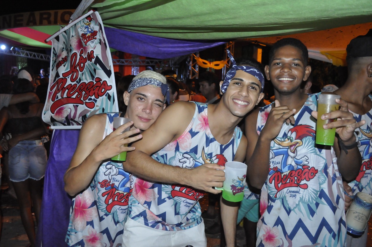 Segunda noite de um sucesso Carnaval em Monsenhor Gil  - Imagem 17