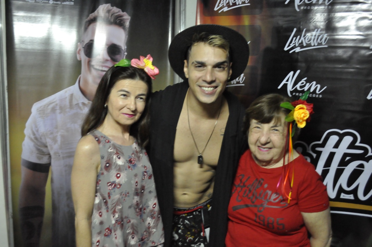 Segunda noite de um sucesso Carnaval em Monsenhor Gil  - Imagem 25