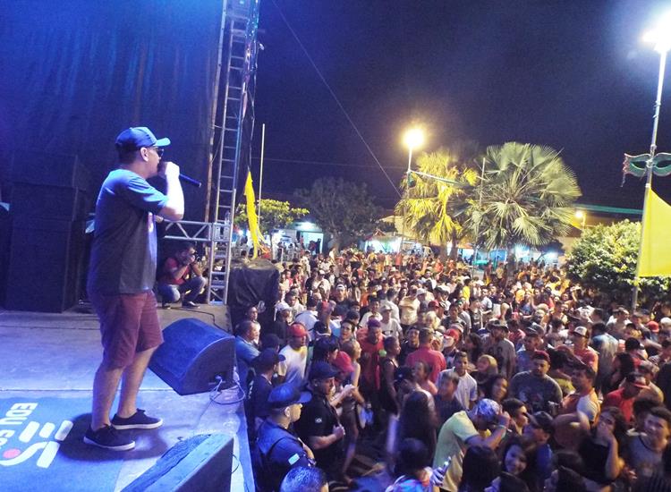 Público lota e se despede do carnaval 2019 ao som de Amor a 1000 e Edu Safadão  - Imagem 39