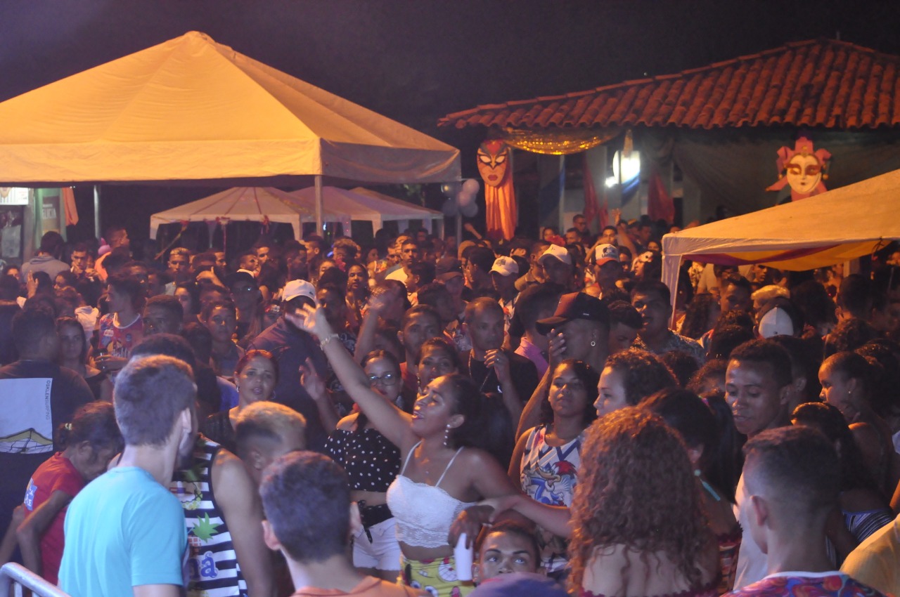 Prefeito João Luiz festeja um Carnaval da paz e da alegria - Imagem 5