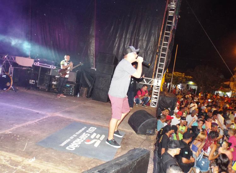 Público lota e se despede do carnaval 2019 ao som de Amor a 1000 e Edu Safadão  - Imagem 38