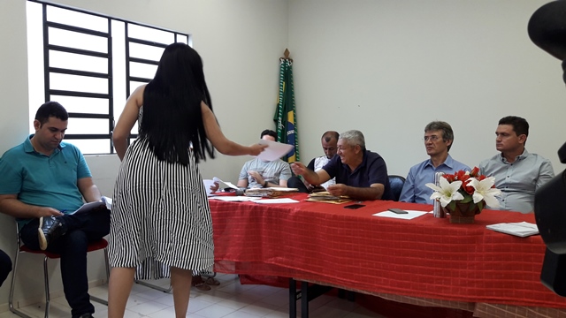 Servidores aprovados em Teste Seletivo de Dom Expedito Lopes são empossados - Imagem 51