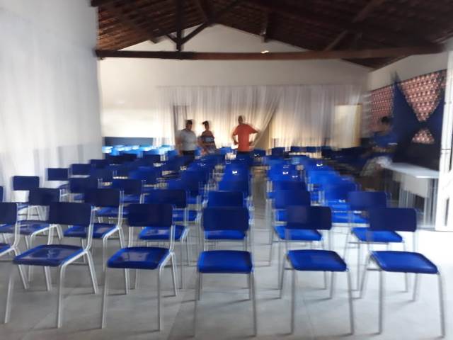 Secretaria Mun de Educação de Dom Expedito Lopes adquire novas mesas e cadeiras escolares - Imagem 8