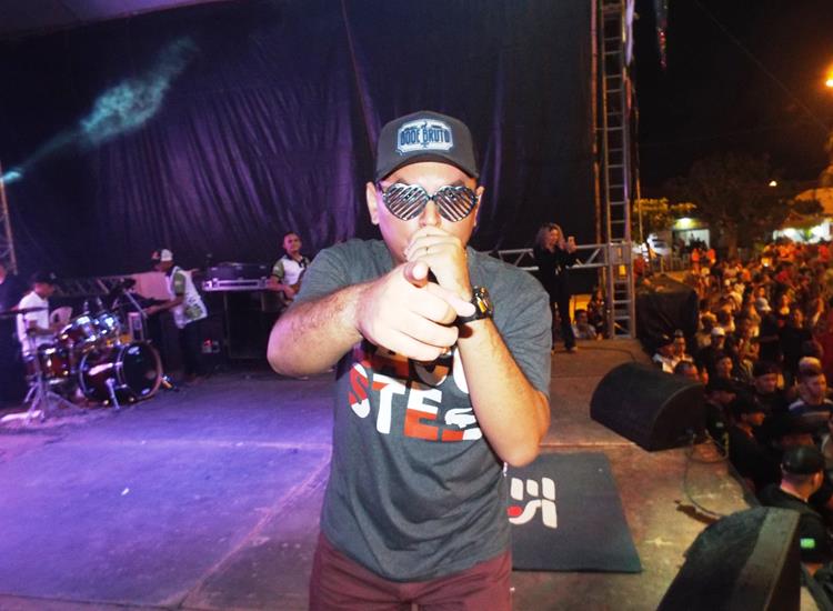 Público lota e se despede do carnaval 2019 ao som de Amor a 1000 e Edu Safadão  - Imagem 46