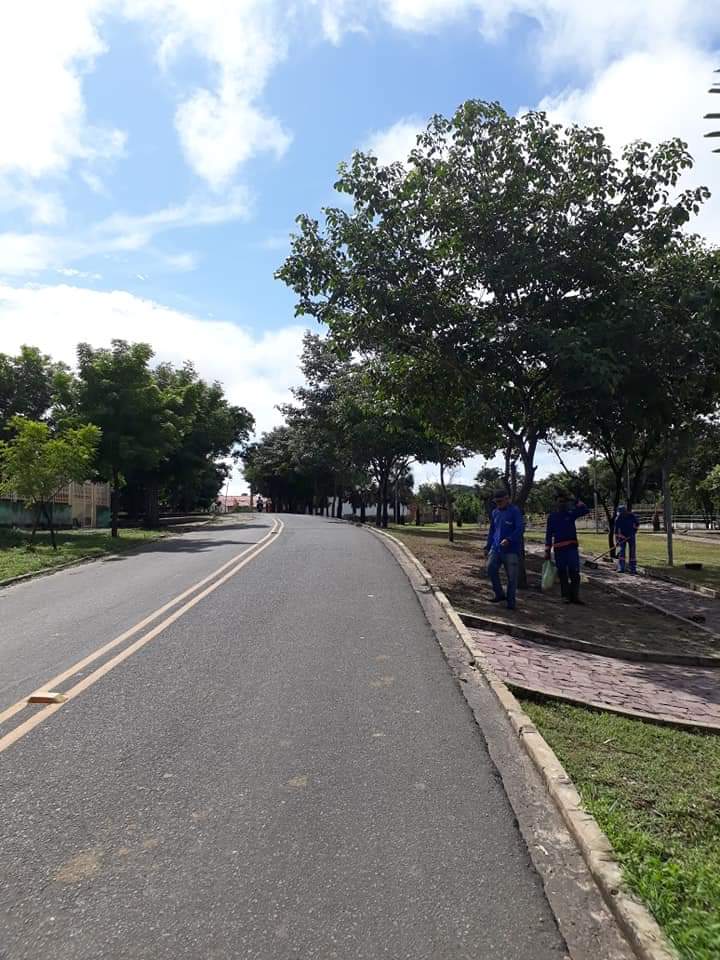 Prefeito João Luiz continua sua meta de cidade limpa - Imagem 1