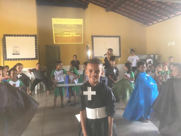 Alunos da rede municipal de ensino participam de palestra sobre a cidade de Santo Inácio  - Imagem 9
