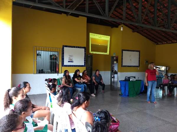 Alunos da rede municipal de ensino participam de palestra sobre a cidade de Santo Inácio  - Imagem 20