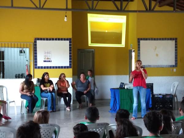 Alunos da rede municipal de ensino participam de palestra sobre a cidade de Santo Inácio  - Imagem 19