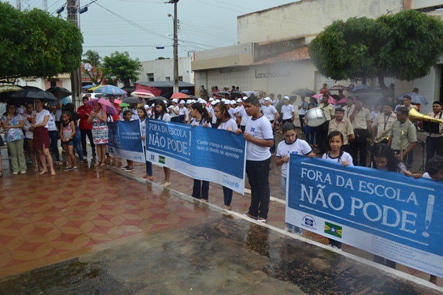 Tradicional Alvorada Festiva abre comemorações aos 55 anos de Dom Expedito Lopes - Imagem 1