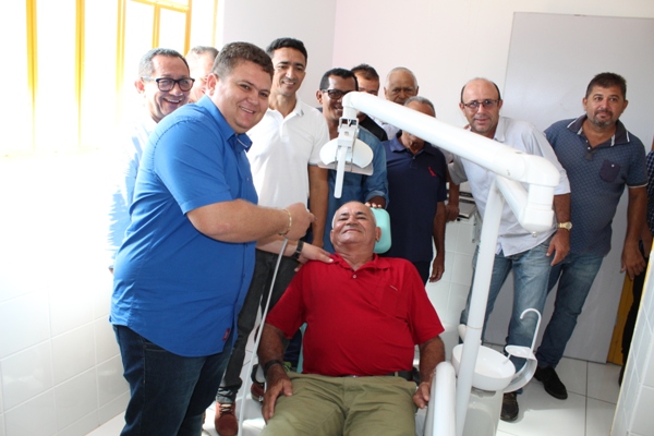 Prefeito entrega obras em Santo Inácio durante aniversário da cidade - Imagem 11