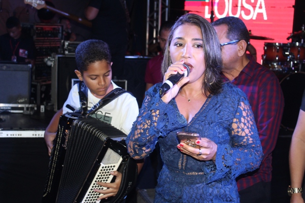 Show com Zé Cantor encerra programação de aniversário de Santo Inácio do Piauí - Imagem 25