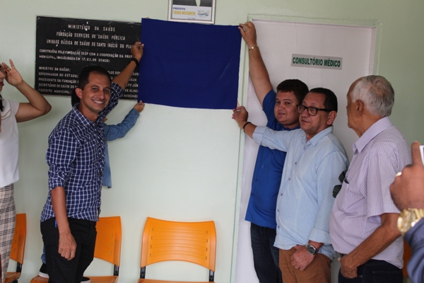 Prefeito entrega obras em Santo Inácio durante aniversário da cidade - Imagem 47