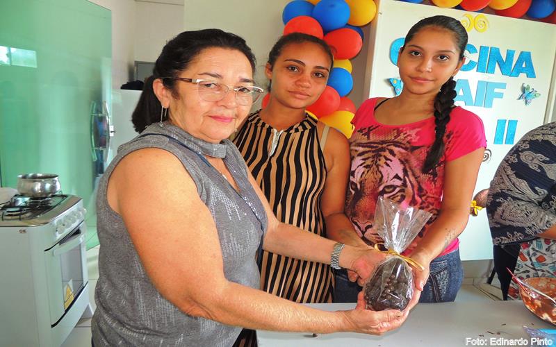 SEMAS promove oficina de produção de ovos de páscoa  - Imagem 14