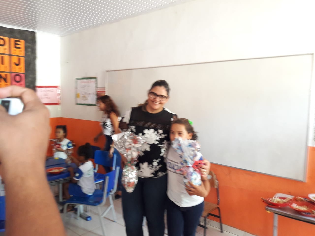 Secretaria Municipal de Educação de Uruçuí comemora a Páscoa nas escolas da zona rural - Imagem 1