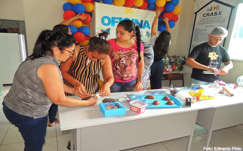 SEMAS promove oficina de produção de ovos de páscoa  - Imagem 13