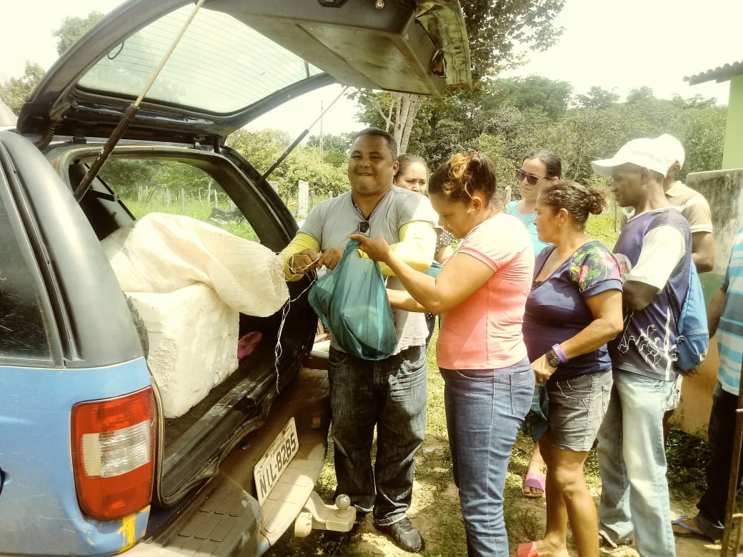 Prefeito faz entrega de pescado em todo município - Imagem 3