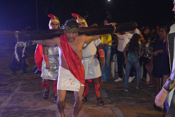Via-Sacra: Paixão, Morte e Ressurreição de Jesus Cristo - Imagem 31