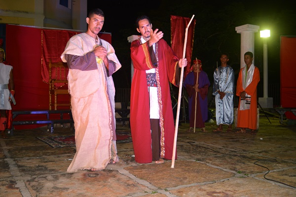 Via-Sacra: Paixão, Morte e Ressurreição de Jesus Cristo - Imagem 28