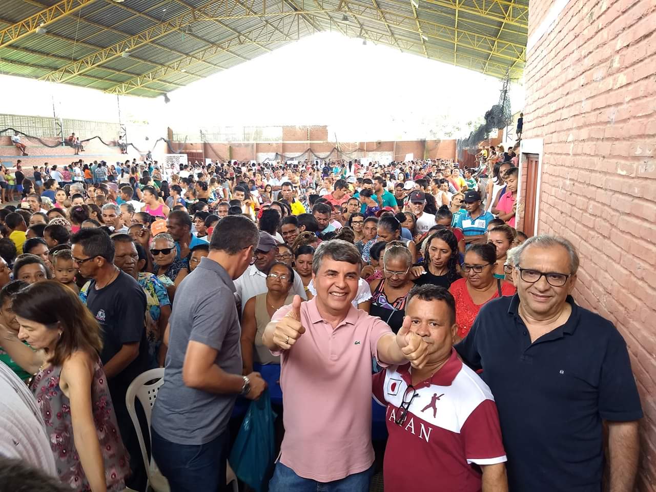 Prefeitura cuida da cidade para melhor acolher seus filhos e convidados 