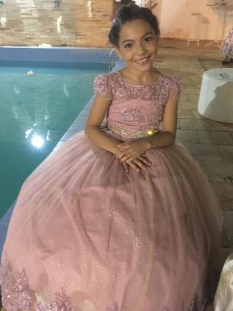 Luxo e glamour na festa de 15 anos de Maria Náaria - Imagem 24