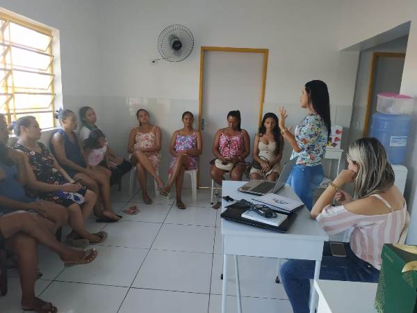 Gestantes participam de palestra no NASF - Imagem 4