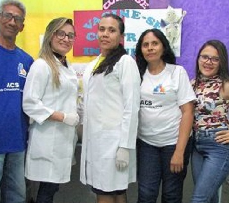 Idosos são vacinados contra gripe em São João da Serra