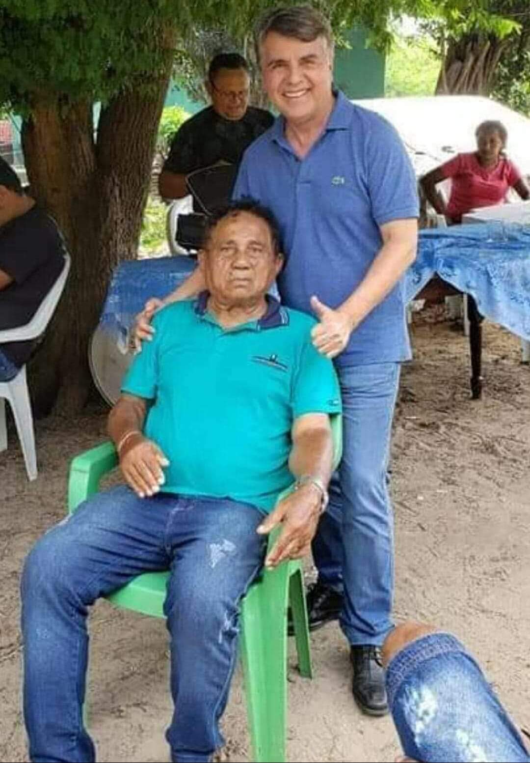 Prefeito João Luiz prestigia aniversário de tradicional sanfoneiro 