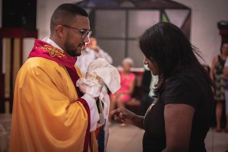 Bênção e emoção marcam a Ordenação do 5º Padre filho de Redenção do Gurguéia  - Imagem 11
