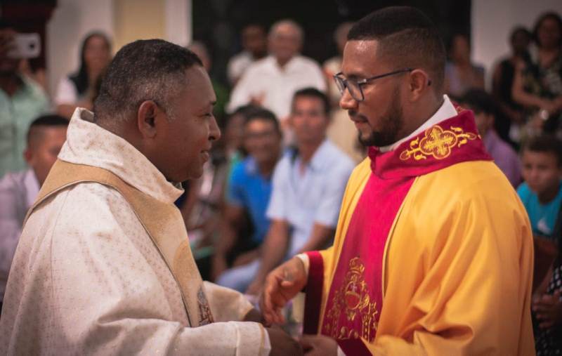 Bênção e emoção marcam a Ordenação do 5º Padre filho de Redenção do Gurguéia  - Imagem 12