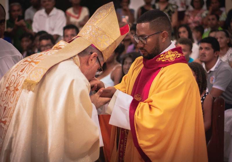 Bênção e emoção marcam a Ordenação do 5º Padre filho de Redenção do Gurguéia  - Imagem 10