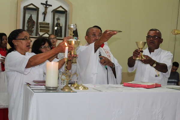 Paróquia realiza missa de envio da imagem da sagrada família para peregrinação  - Imagem 34