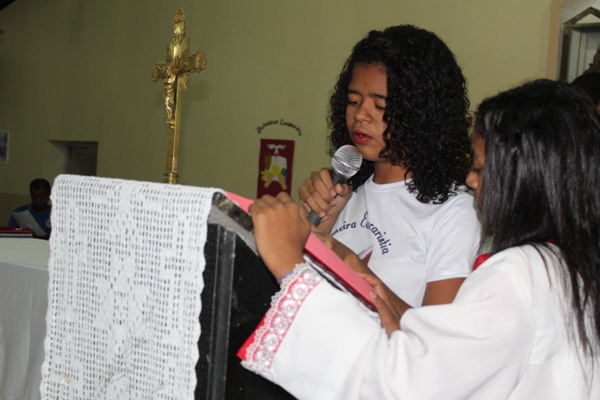 Paróquia realiza missa de envio da imagem da sagrada família para peregrinação  - Imagem 15