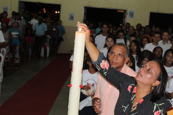 Paróquia realiza missa de envio da imagem da sagrada família para peregrinação  - Imagem 12