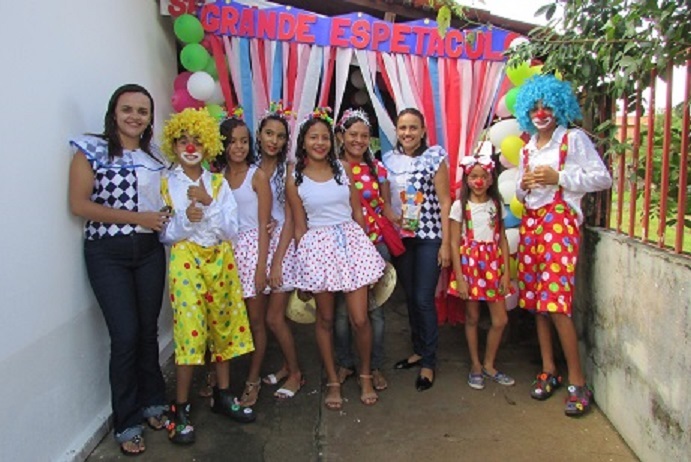 SCFV realiza apresentações nas escolas em alusão do dia do circo