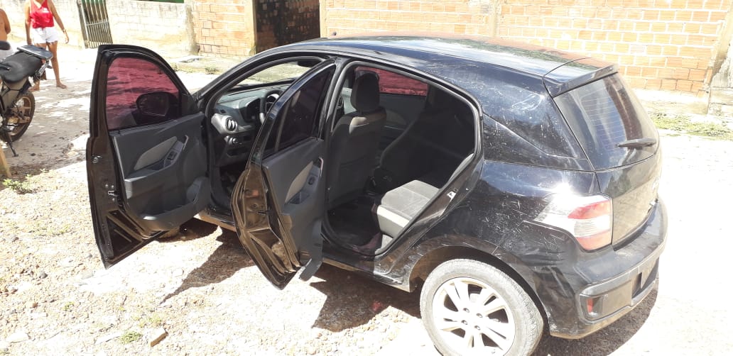 Carro tomado de assalto em Teresina é encontrado em Monsenhor Gil  - Imagem 5