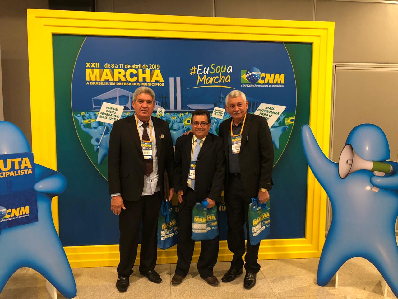 Prefeito Genival Bezerra está em Brasília para participar da XXII Marcha dos Prefeitos