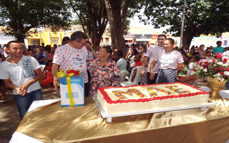Prefeitura, SEMAS e Pastoral da Família de Pedro II celebram Dia das Mães - Imagem 158