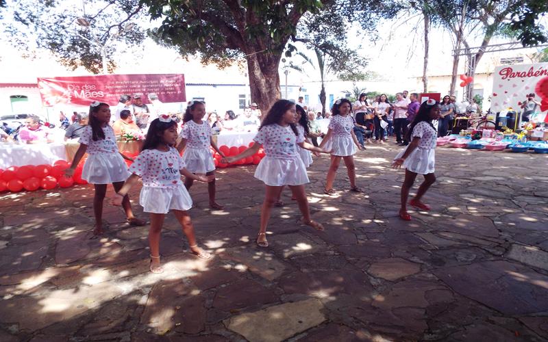 Prefeitura, SEMAS e Pastoral da Família de Pedro II celebram Dia das Mães - Imagem 100