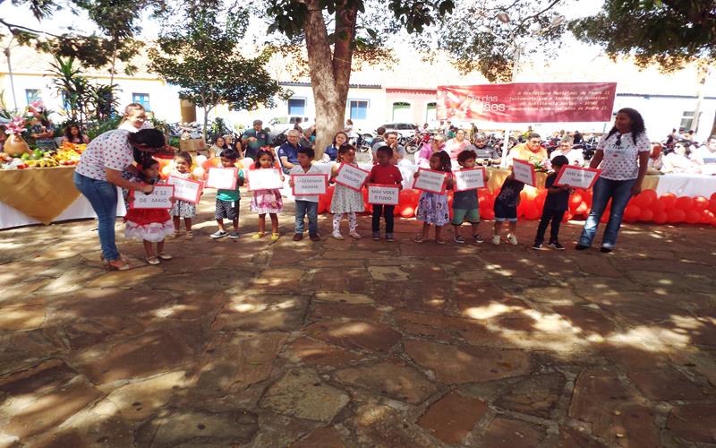 Prefeitura, SEMAS e Pastoral da Família de Pedro II celebram Dia das Mães - Imagem 63