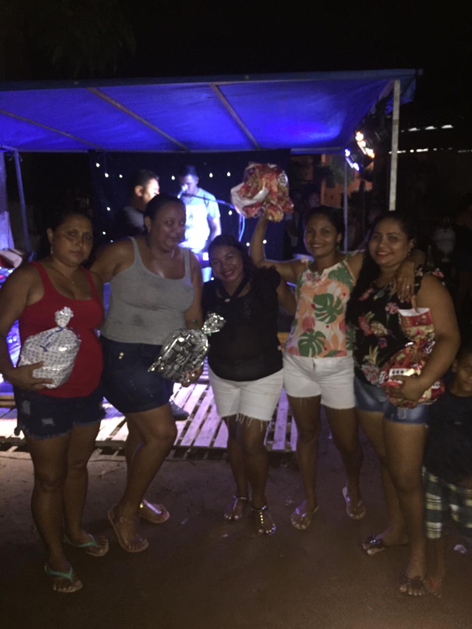 Prefeitura apoia festa para às mães na zona rural do município  - Imagem 3