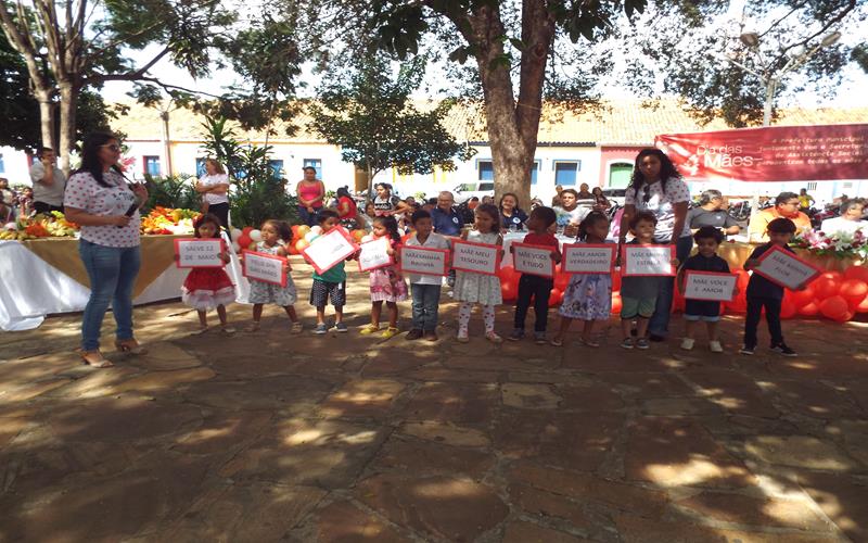 Prefeitura, SEMAS e Pastoral da Família de Pedro II celebram Dia das Mães - Imagem 67