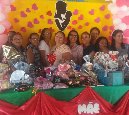 Secretaria Municipal de Educação comemora o dia das Mães nas escolas municipais.