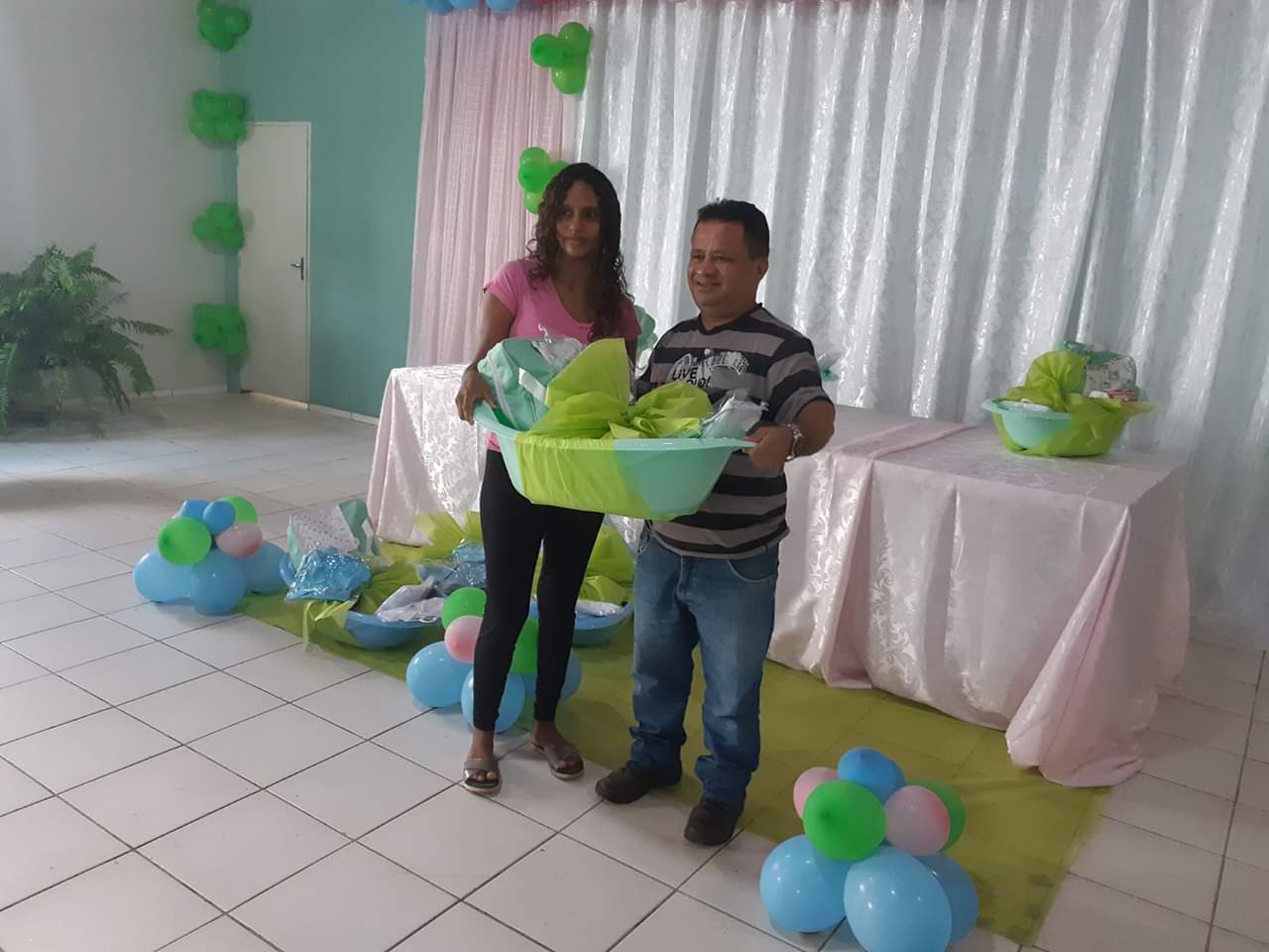 Grávidas recebem enxovais com a presença do prefeito João Luiz - Imagem 18