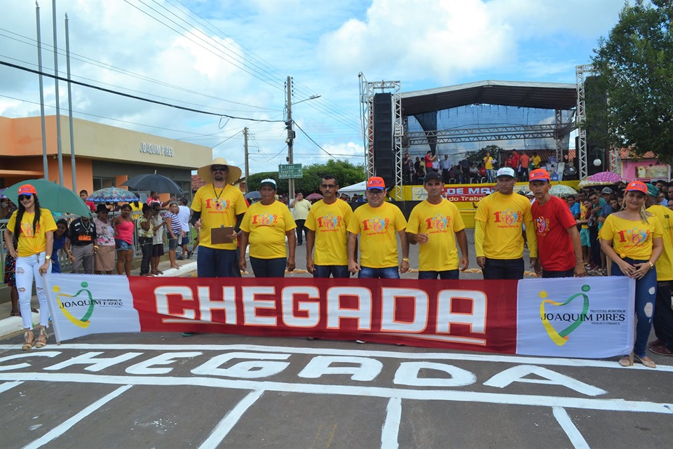 Prefeitura de Joaquim Pires realiza festa em homenagem ao Dia do Trabalhador - Imagem 7