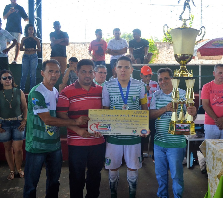 Seleção municipal de futsal conquista o vice-campeonato da XX Taça Cidade de José de Freitas